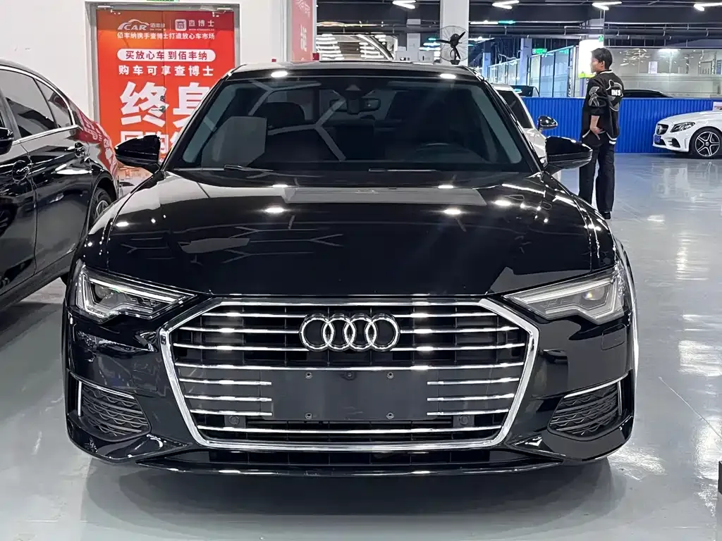 Audi A6L — фото 8