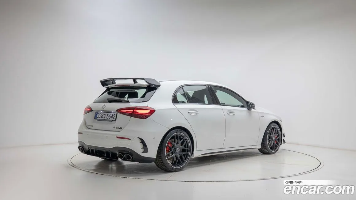 Mercedes-Benz A-Class — фото 3