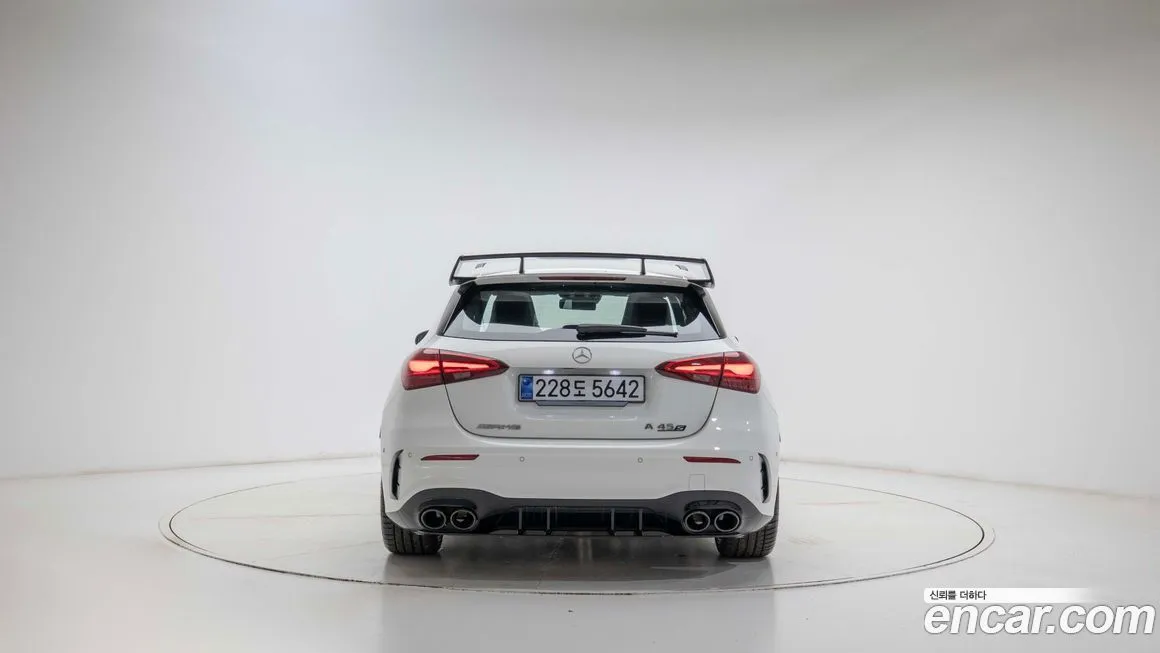 Mercedes-Benz A-Class — фото 4