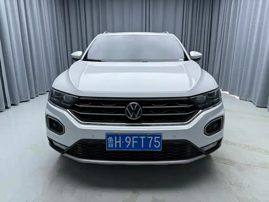 Volkswagen T-Roc — фото 8