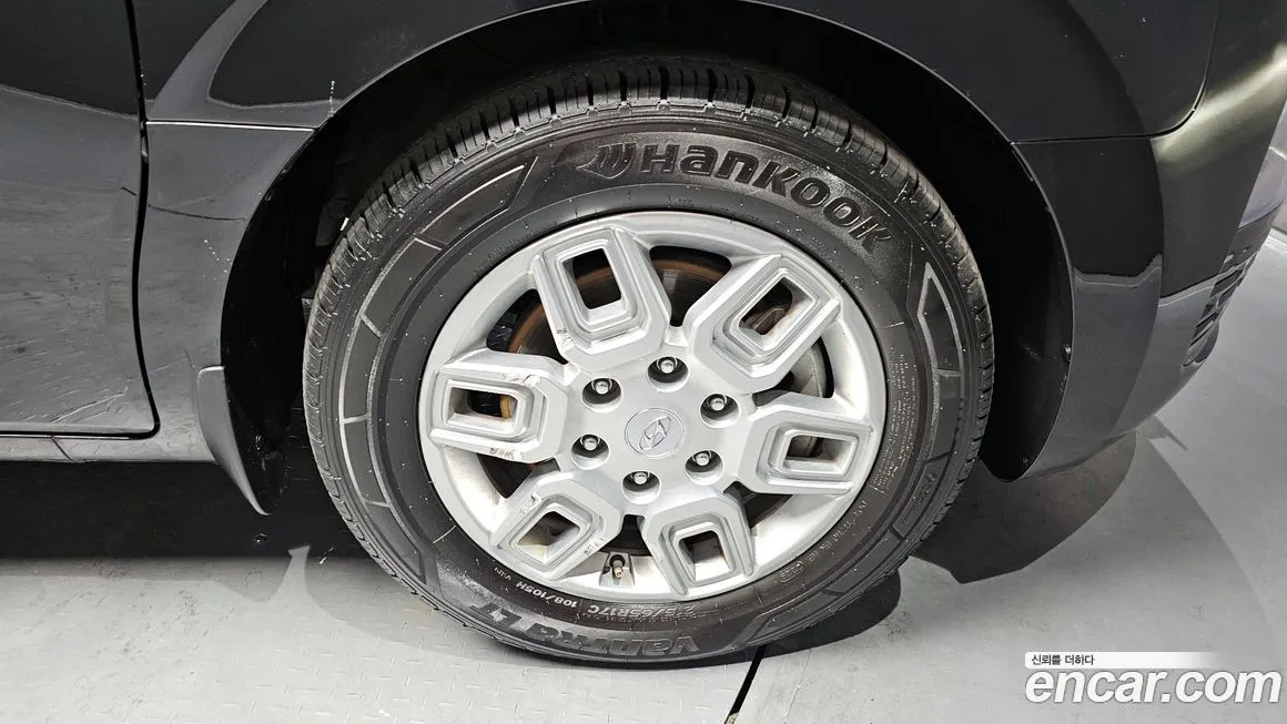 Hyundai Staria — фото 2
