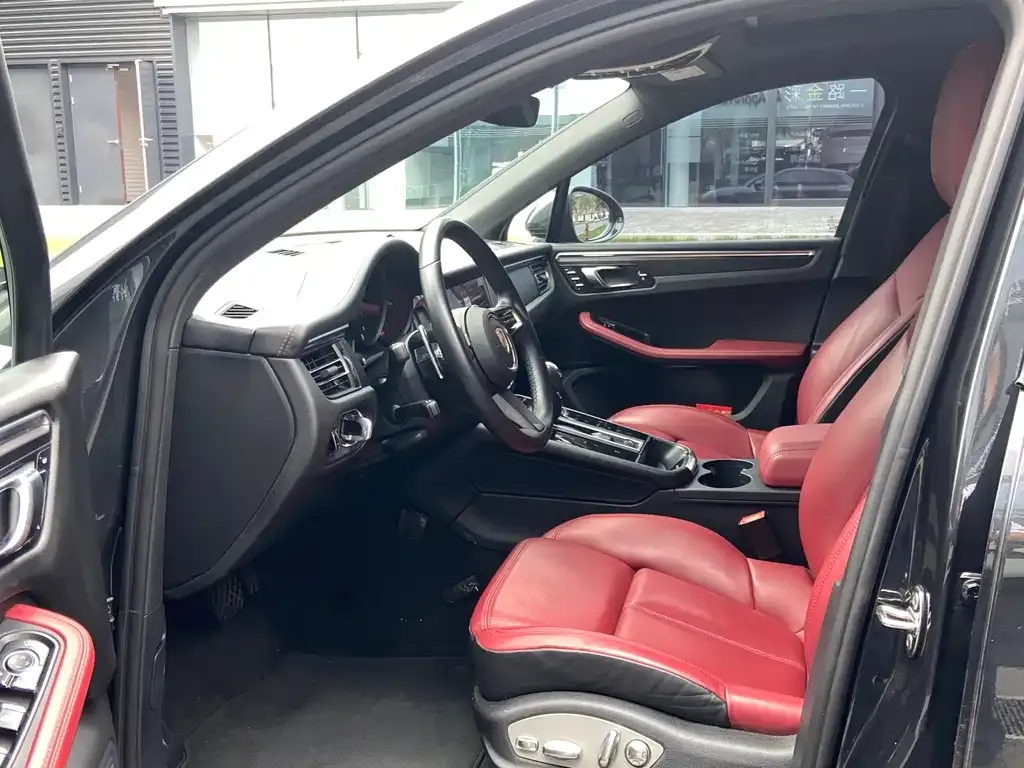 Porsche Macan 2024 из CN, фото 7