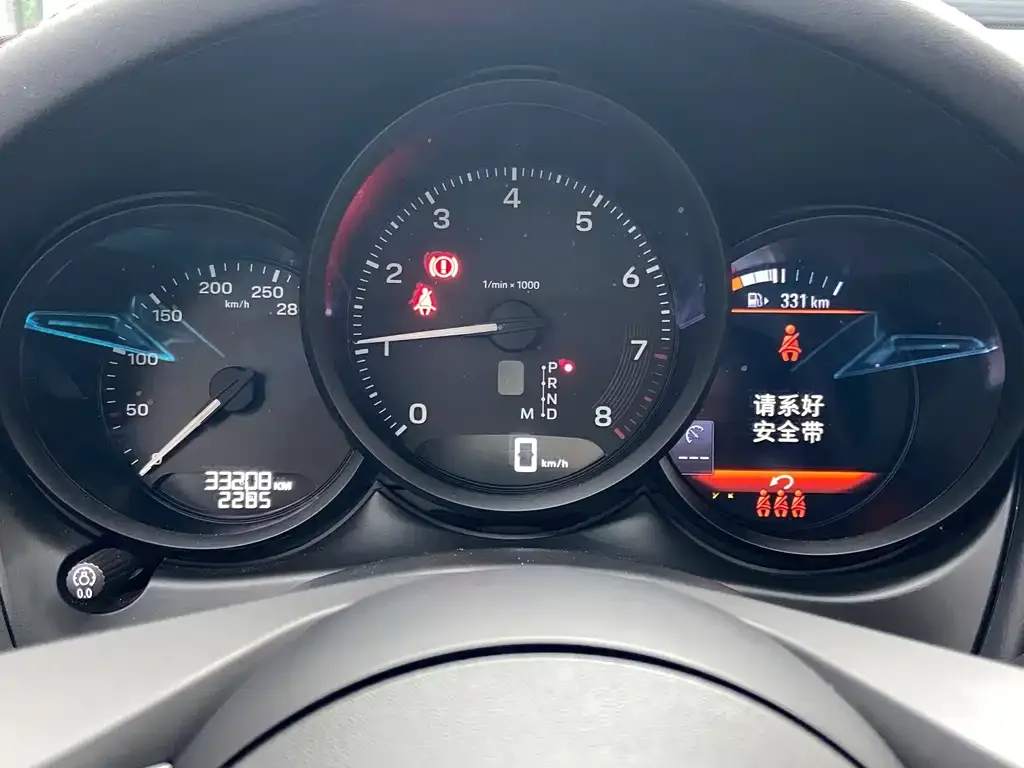 Porsche Macan 2024 из CN, фото 2
