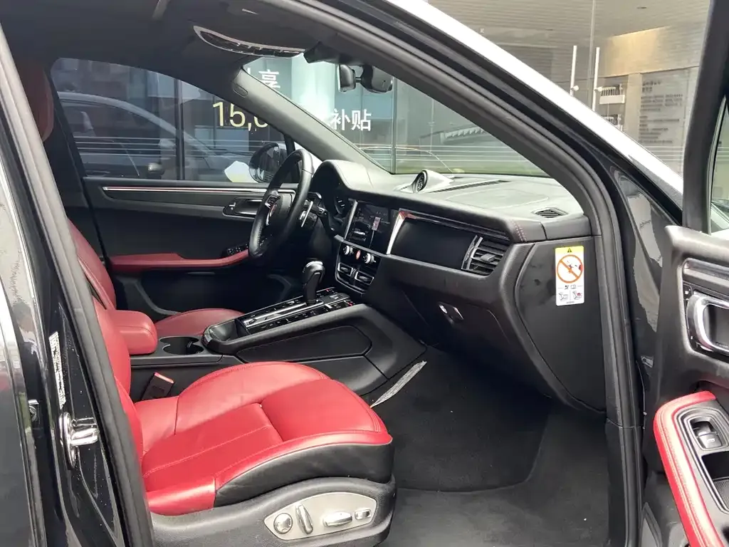Porsche Macan 2024 из CN, фото 9