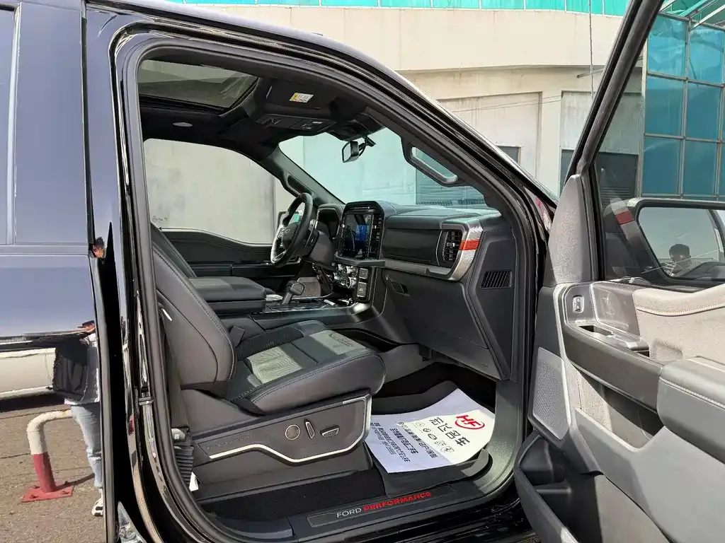 Ford F-150 Raptor 2022 из CN, фото 9