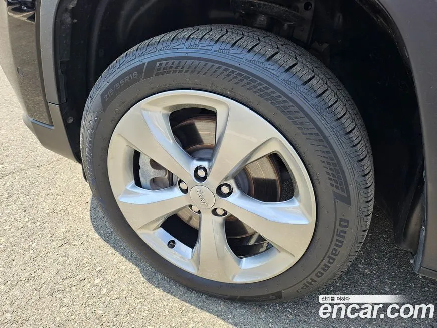 Jeep Cherokee — фото 7