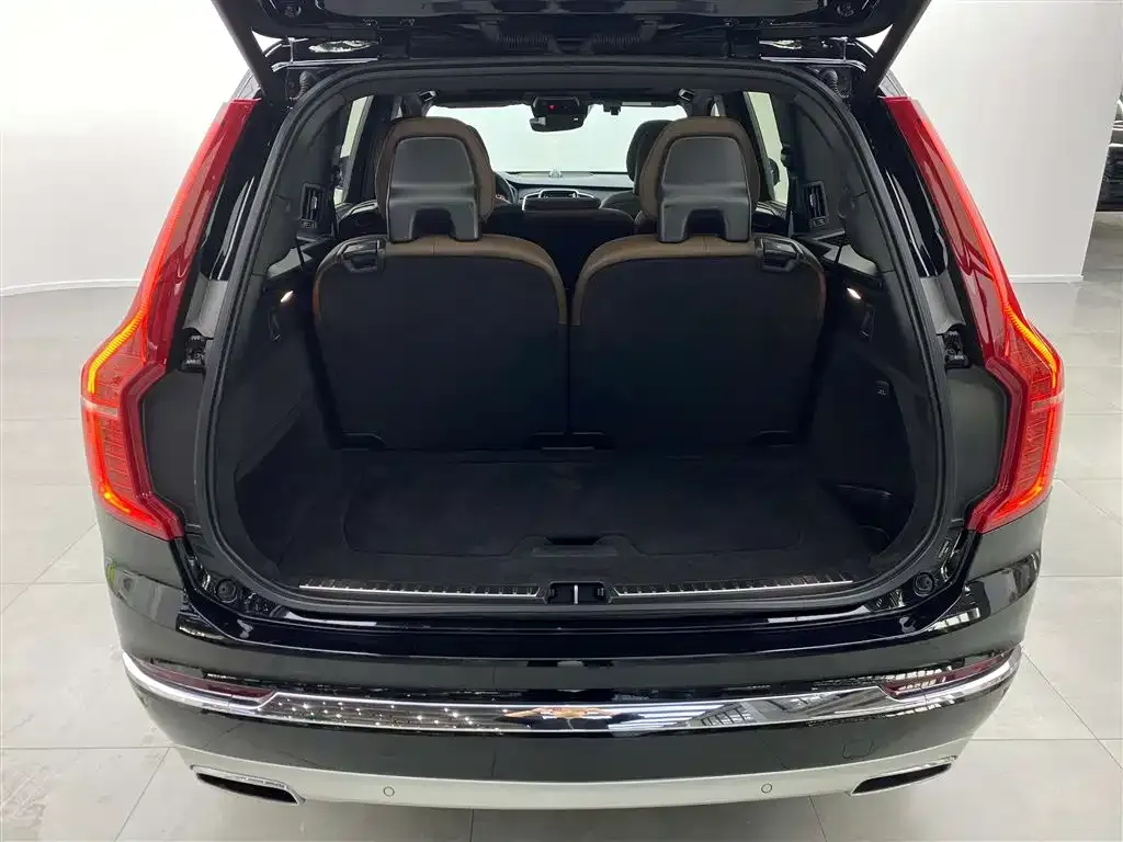 Volvo XC90 — фото 4