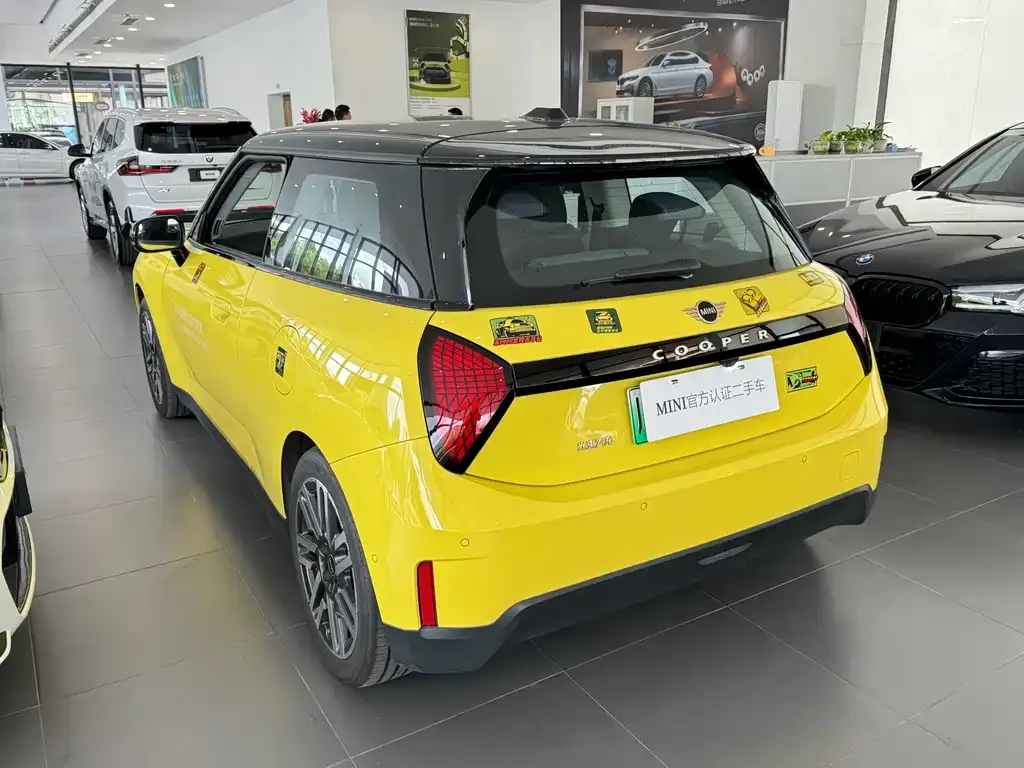 MINI Cooper EV 2024 из CN, фото 10