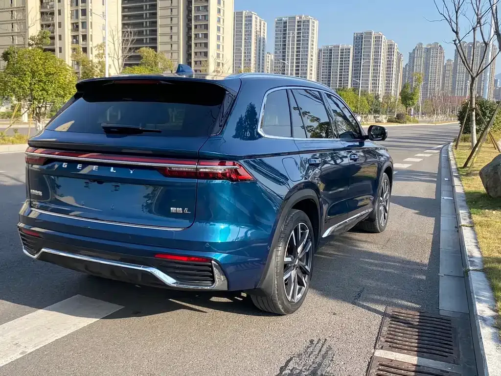 Geely Xingyue L — фото 6