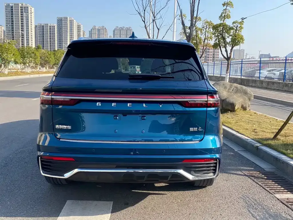 Geely Xingyue L — фото 4