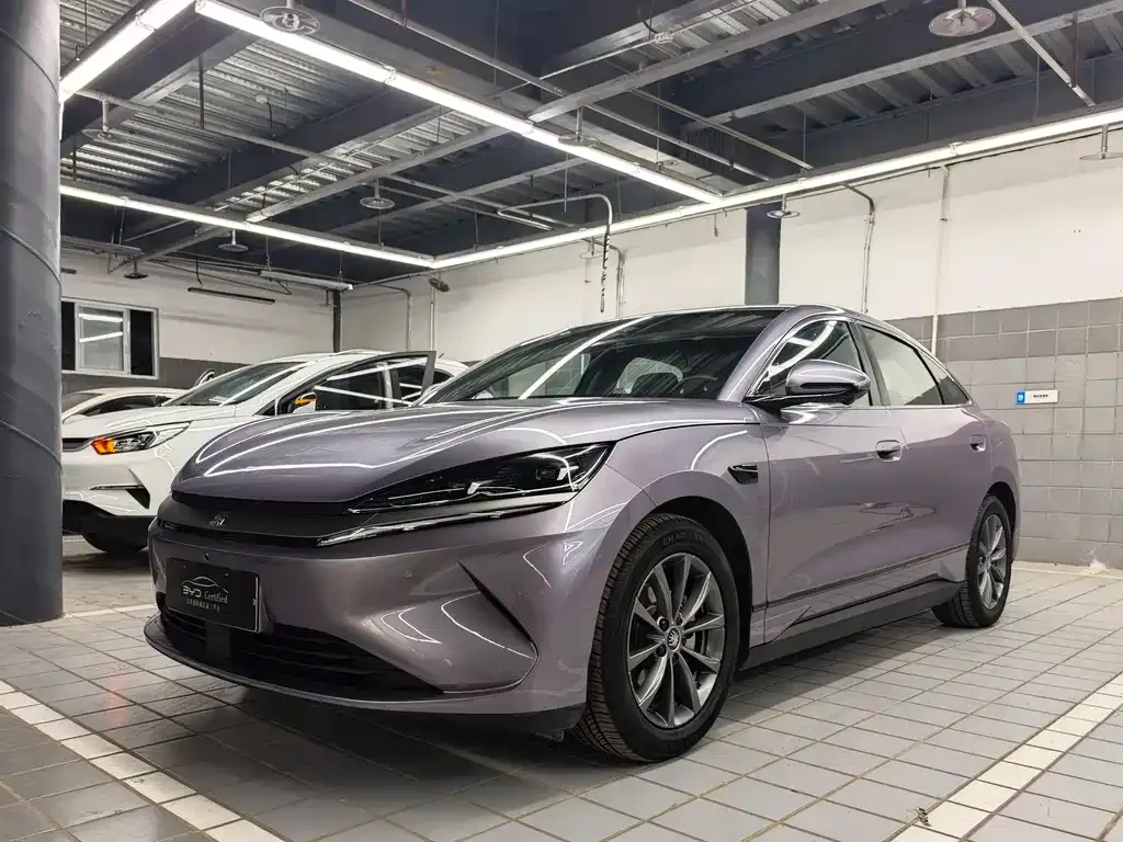 BYD Qin L — фото 1