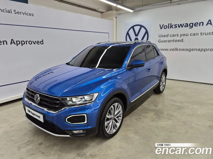 Volkswagen T-Roc — фото 1
