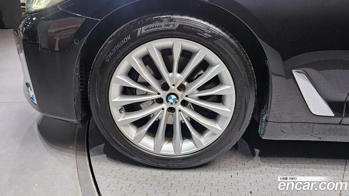 BMW 5-Series 2021 из KR, фото 8