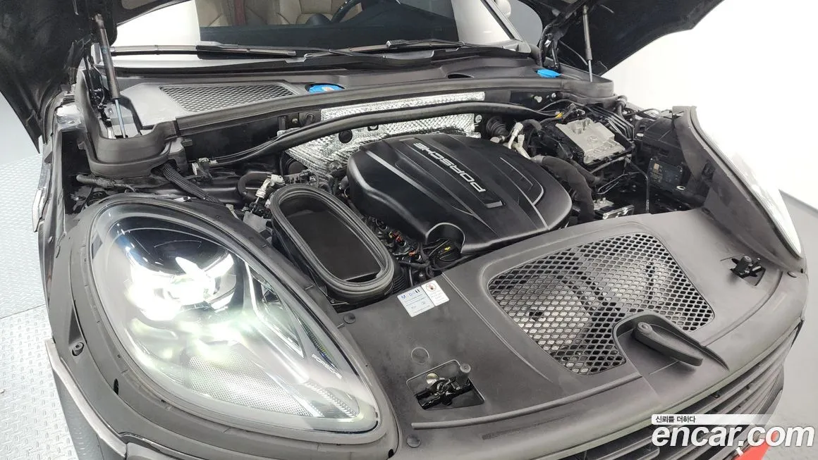 Porsche Macan 2021 из KR, фото 9
