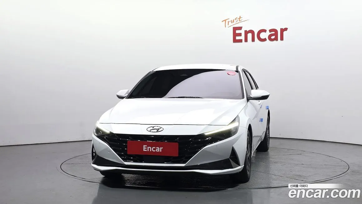 Hyundai AVANTE — фото 2