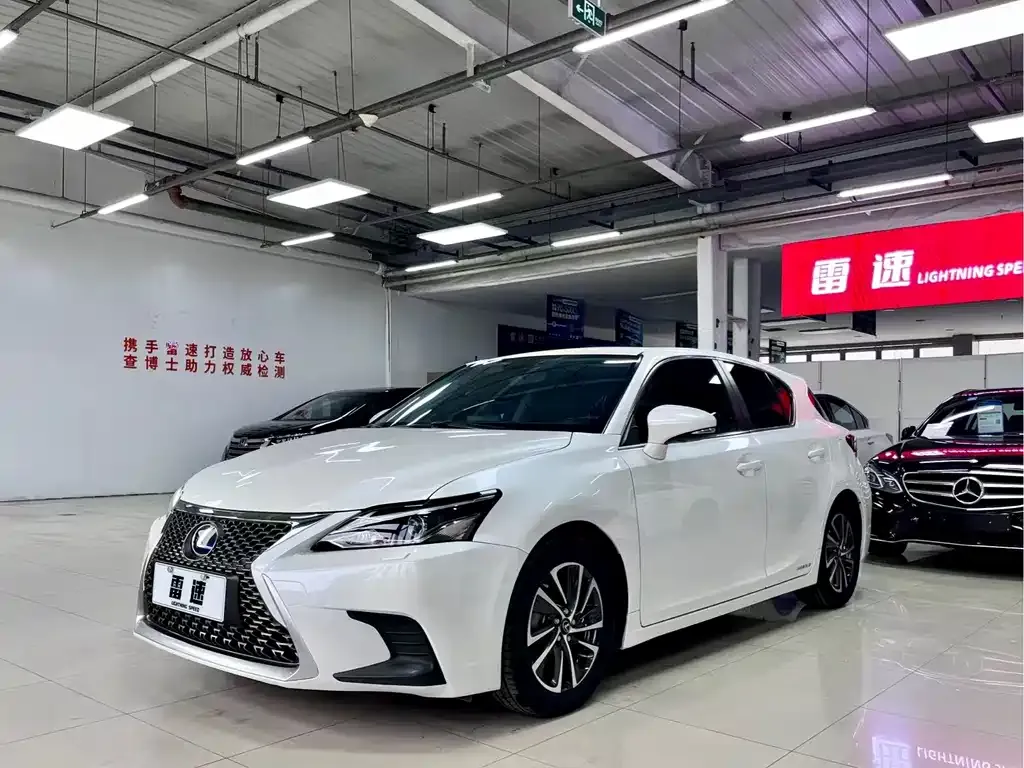 Lexus CT