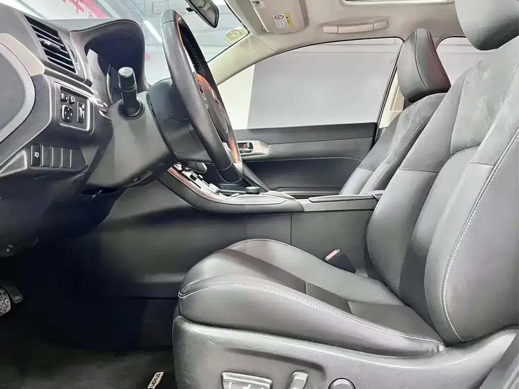 Lexus CT 2021 из CN, фото 2