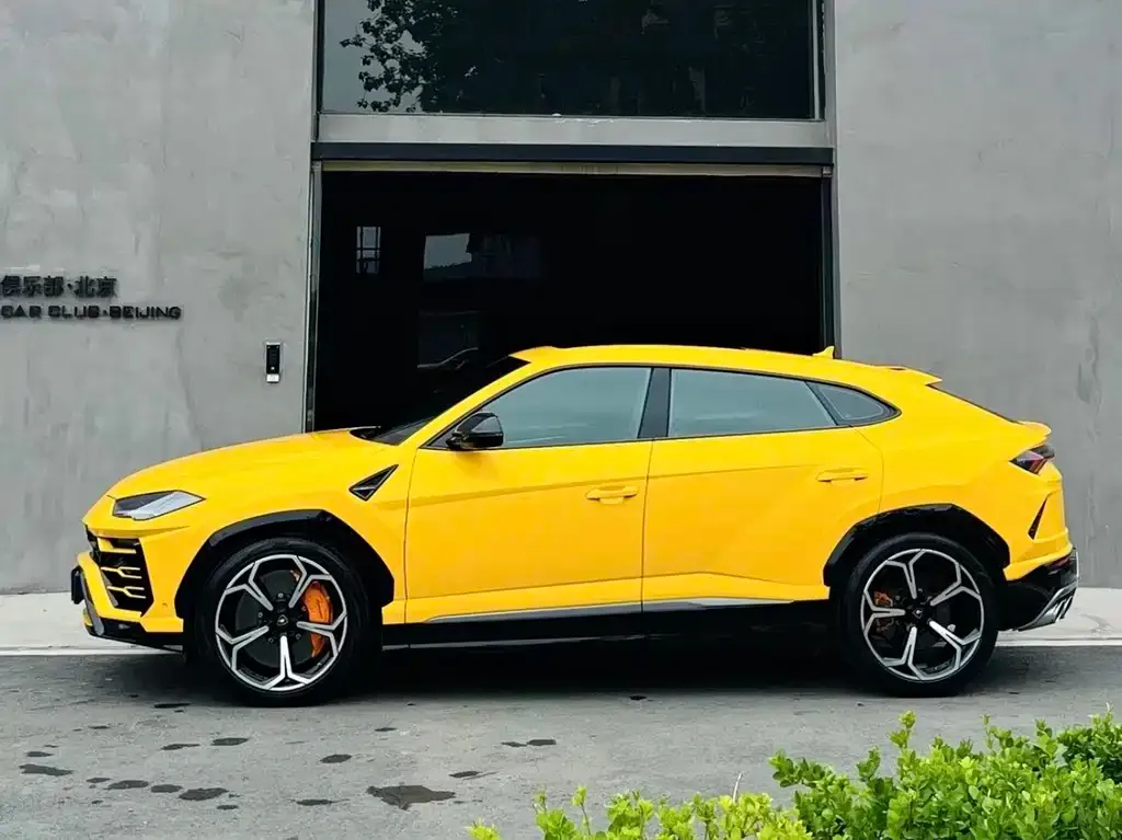 Lamborghini Urus — фото 5