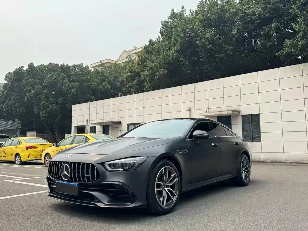 Mercedes-Benz AMG GT — фото 1