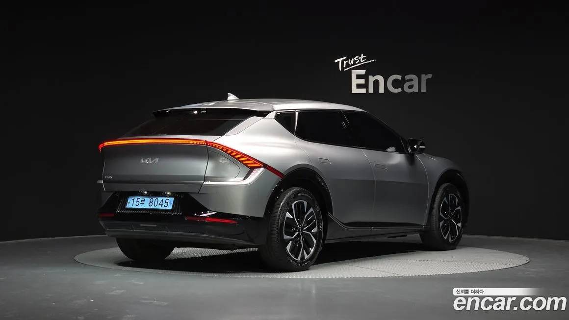 Kia EV6 — фото 6