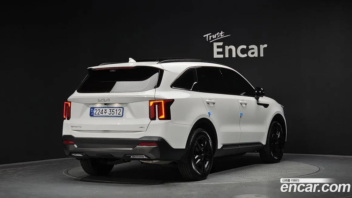 Kia Sorento — фото 6