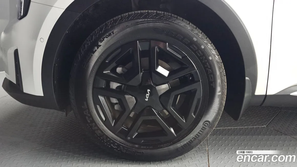 Kia Sorento — фото 4