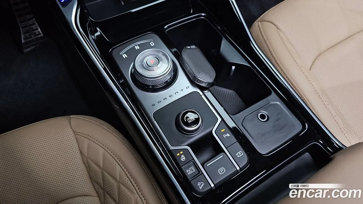 Kia Sorento — фото 8