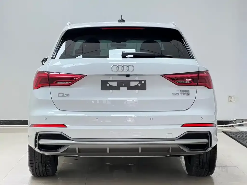 Audi Q3 — фото 5