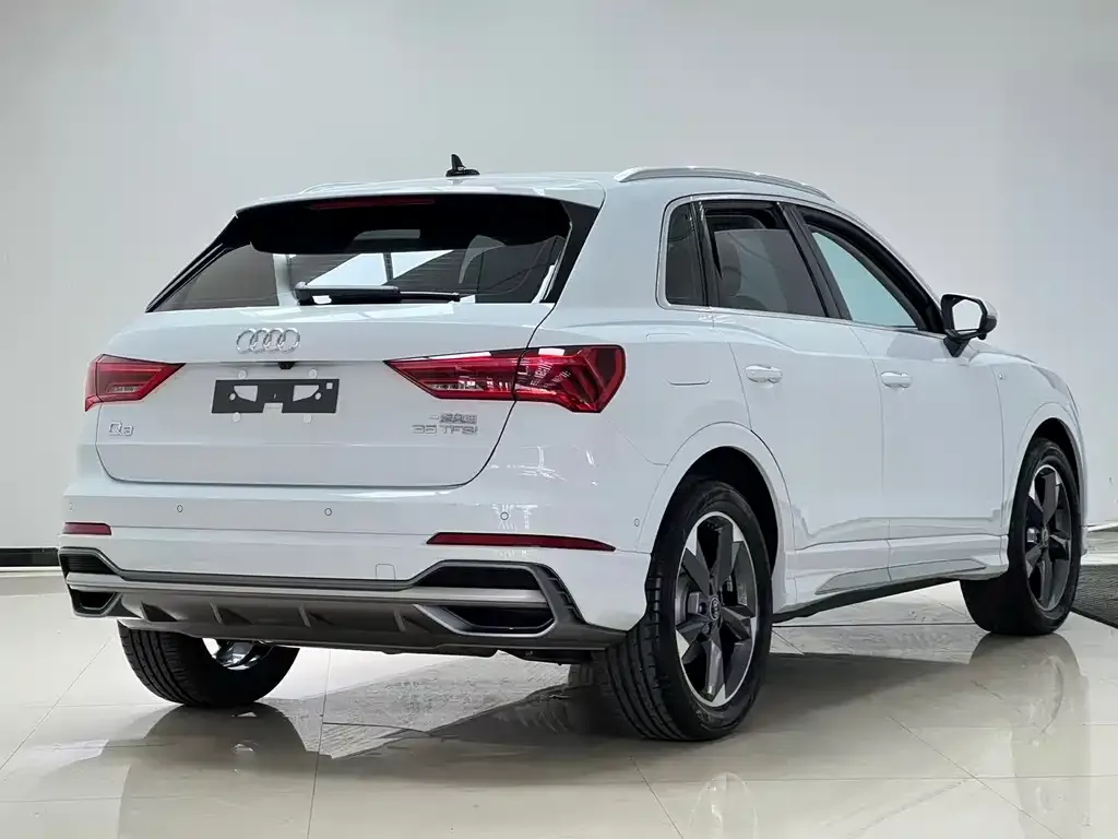 Audi Q3 — фото 2