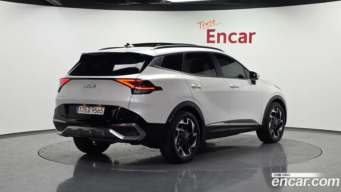 Kia Sportage — фото 5