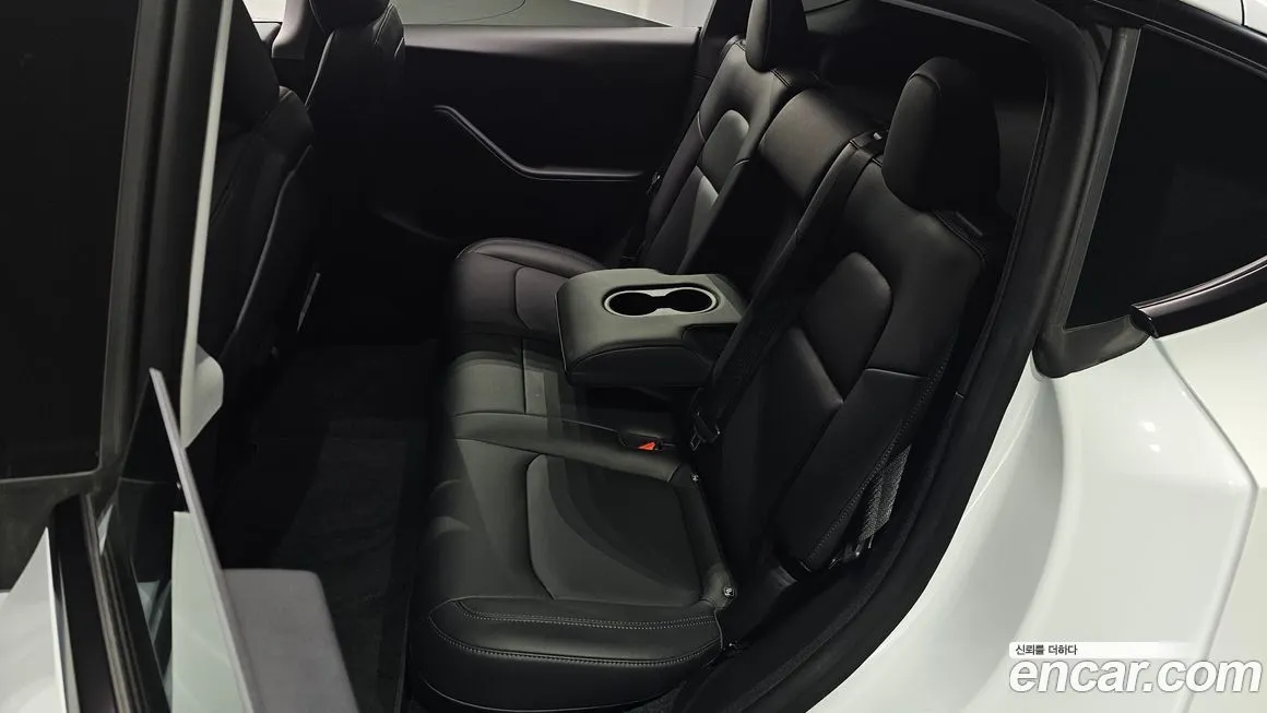 Tesla Model Y 2023 из KR, фото 4