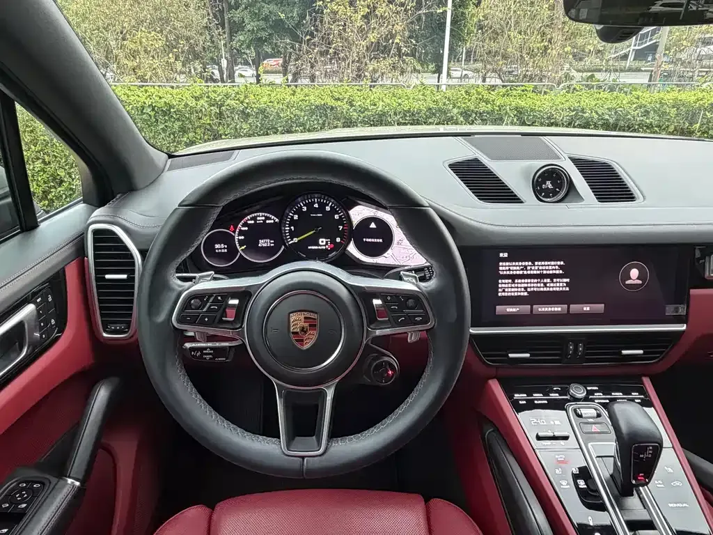 Porsche Cayenne Hybrid — фото 10