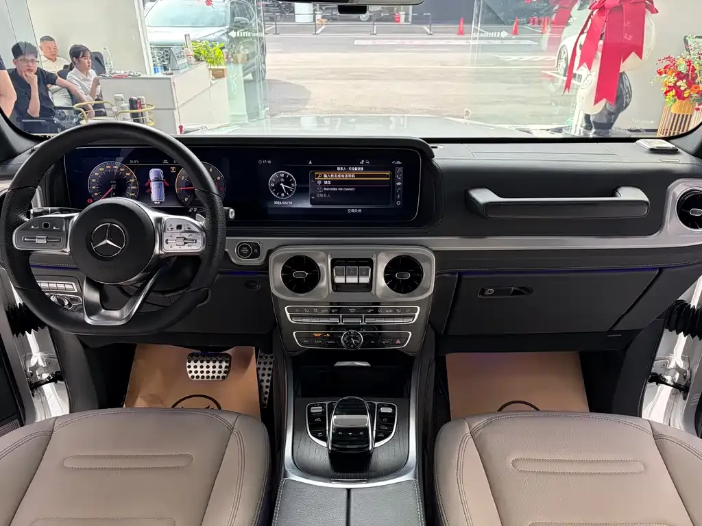 Mercedes-Benz G-Class — фото 10