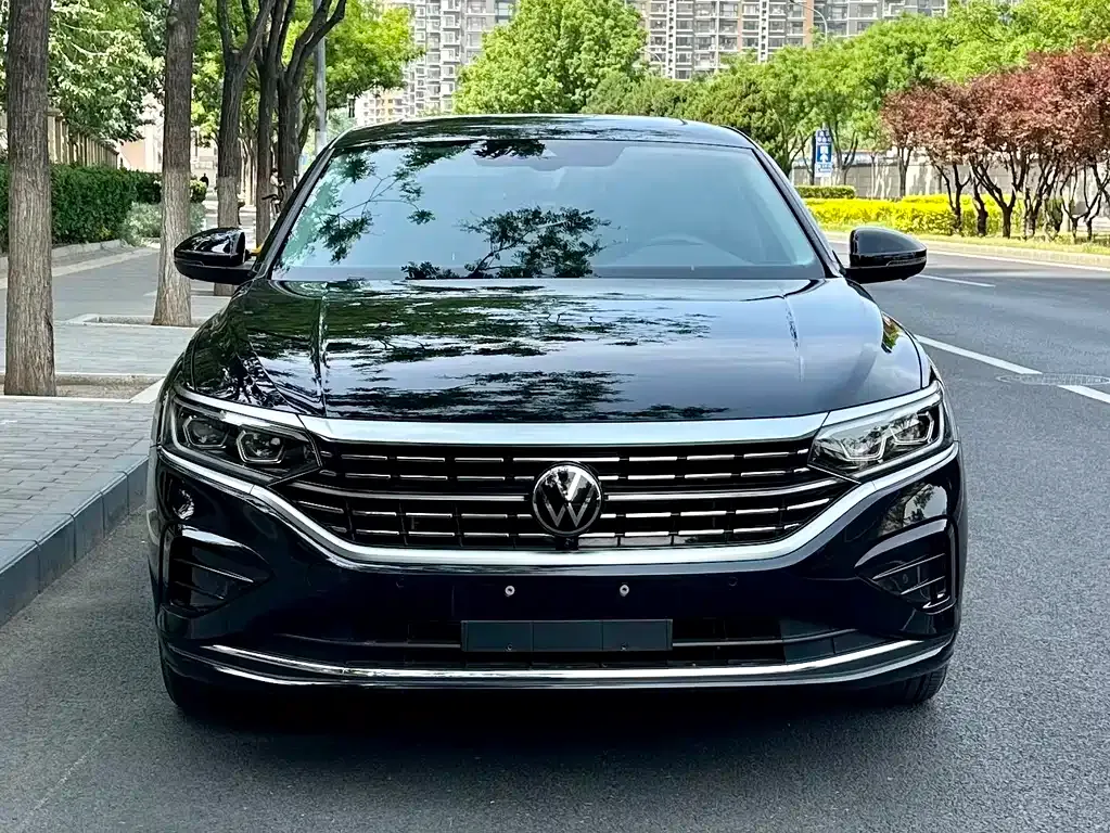 Volkswagen Passat — фото 9