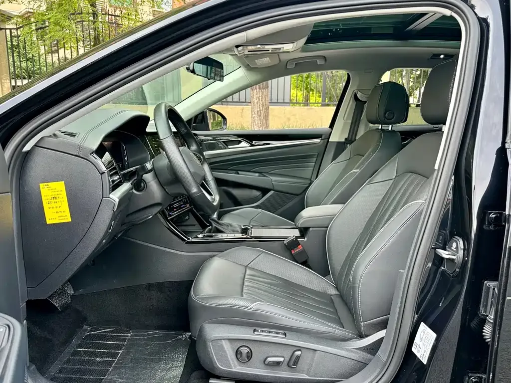 Volkswagen Passat — фото 2