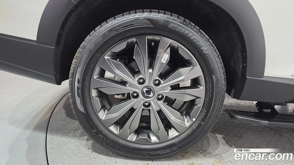 KG Mobility (Ssangyong) Rexton — фото 7