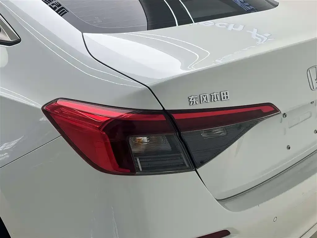 Honda Civic — фото 3