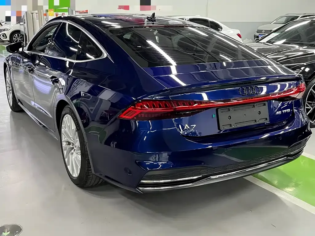 Audi A7 2021 из CN, фото 6