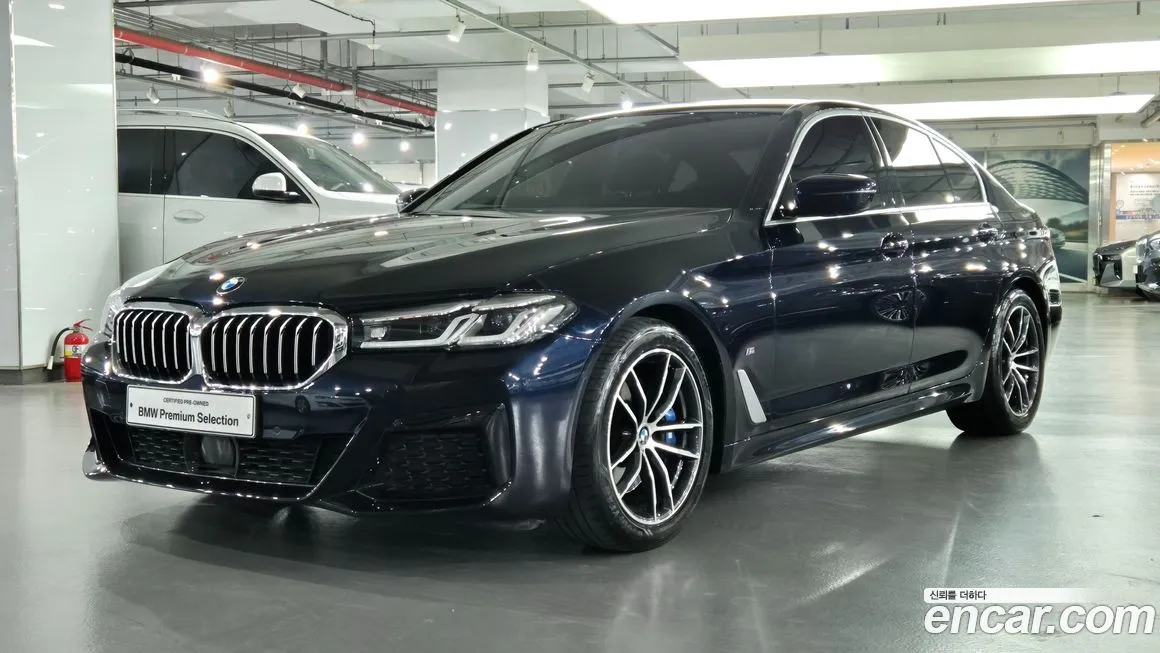 BMW 5-Series — фото 1