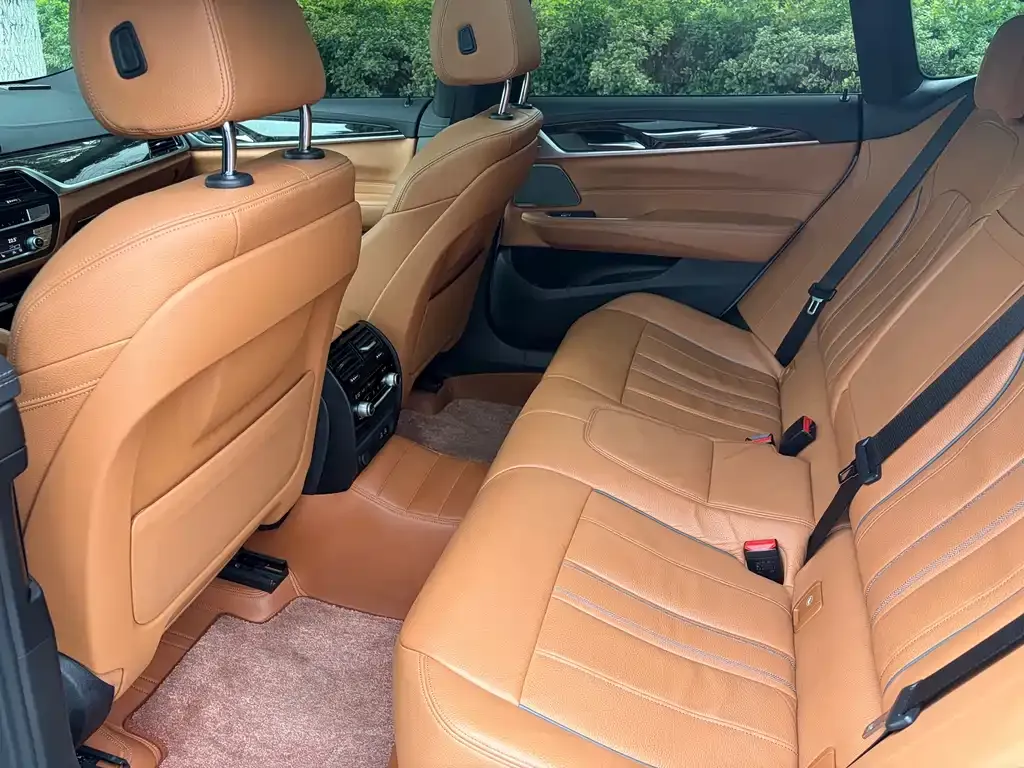 BMW 6 Series GT — фото 5