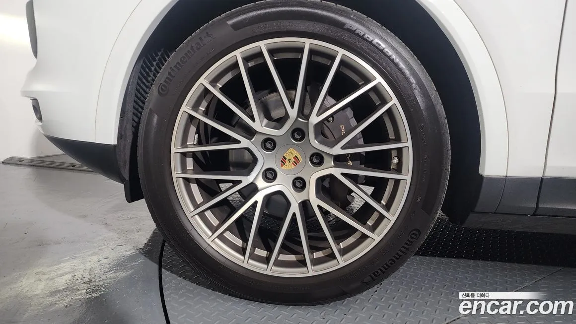 Porsche Cayenne 2023 из KR, фото 4
