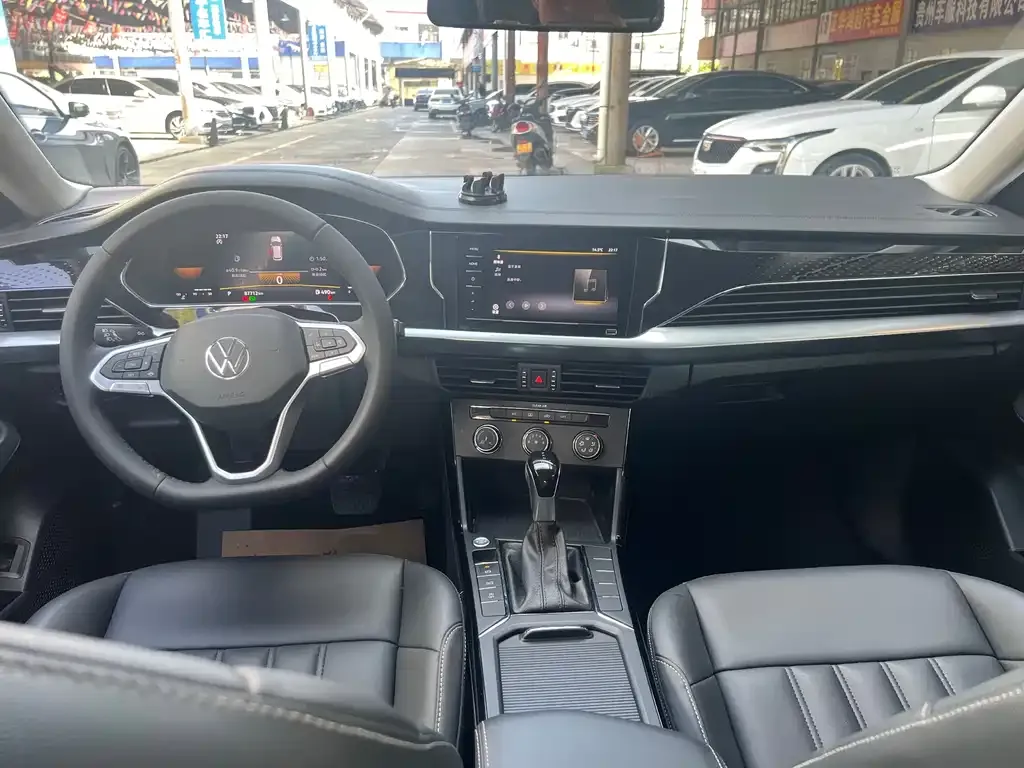 Volkswagen Passat — фото 9