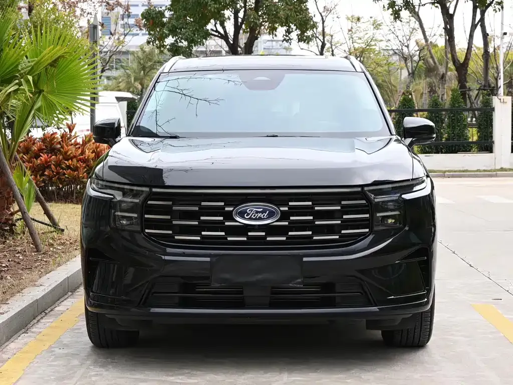 Ford Edge — фото 5