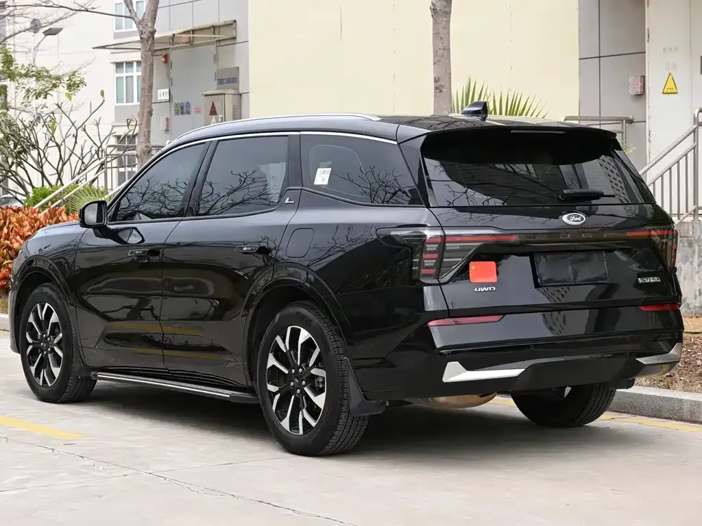 Ford Edge — фото 8