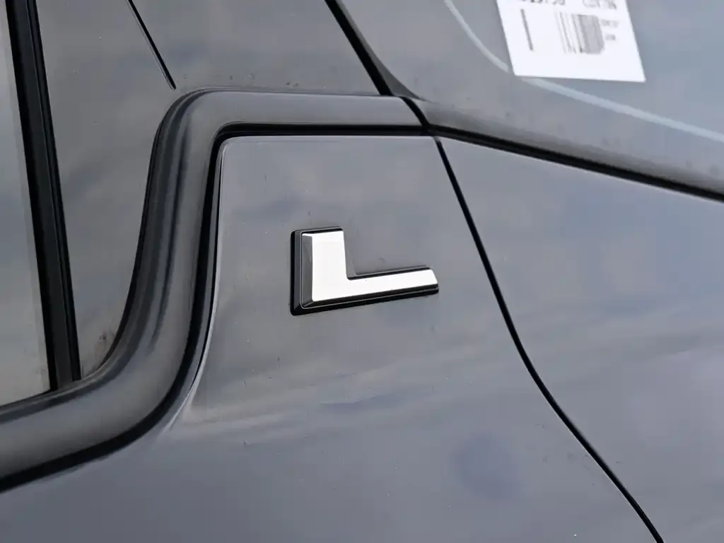 Ford Edge — фото 9