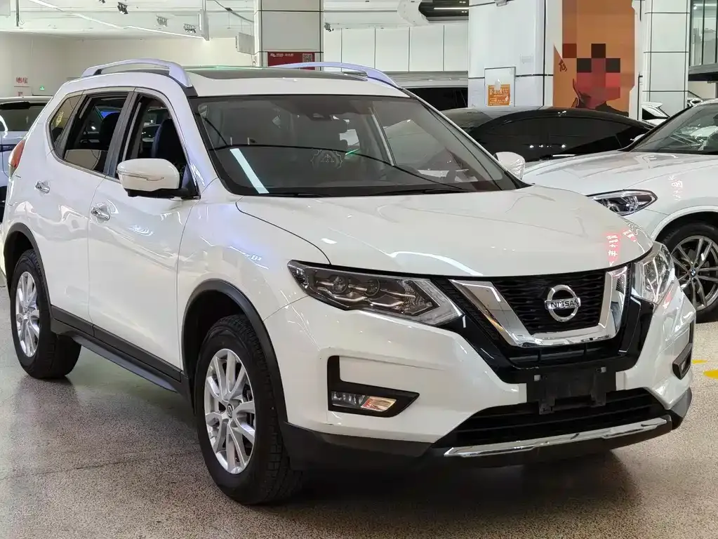 Nissan X-Trail — фото 6