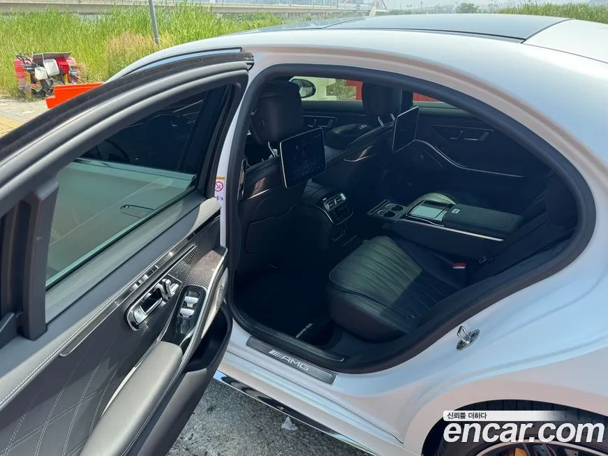 Mercedes-Benz S-Class 2024 из KR, фото 2
