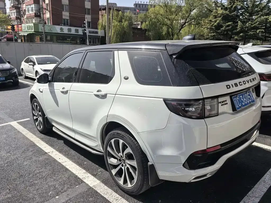 Land Rover Discovery Sport — фото 10