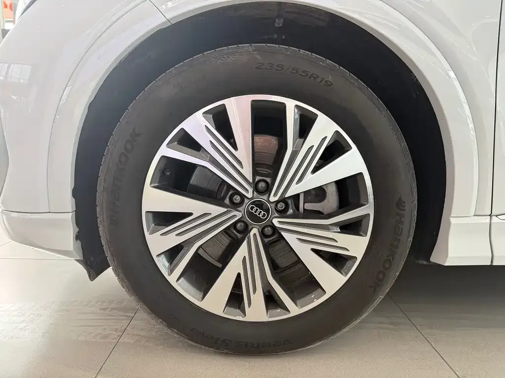 Audi Q4 e-tron 2024 из CN, фото 8