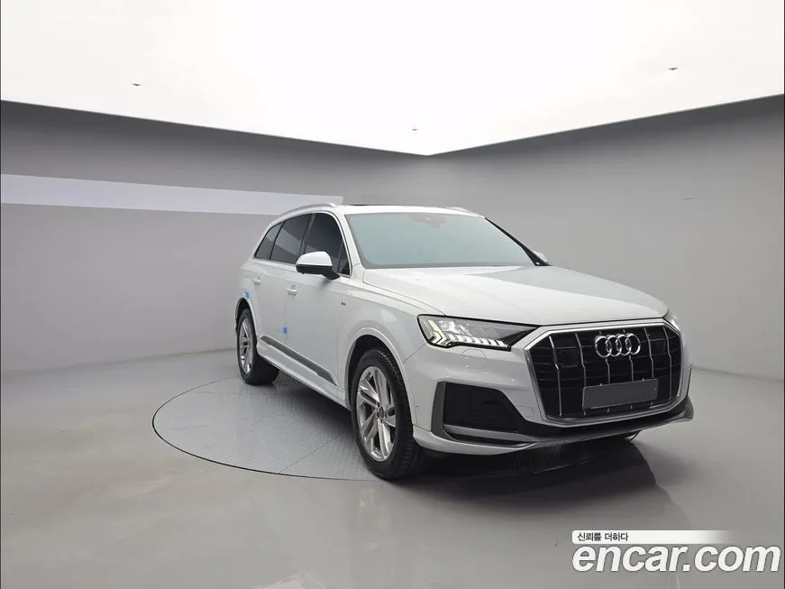Audi Q7 — фото 3